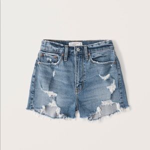 Abercrombie curve love high rise shorts